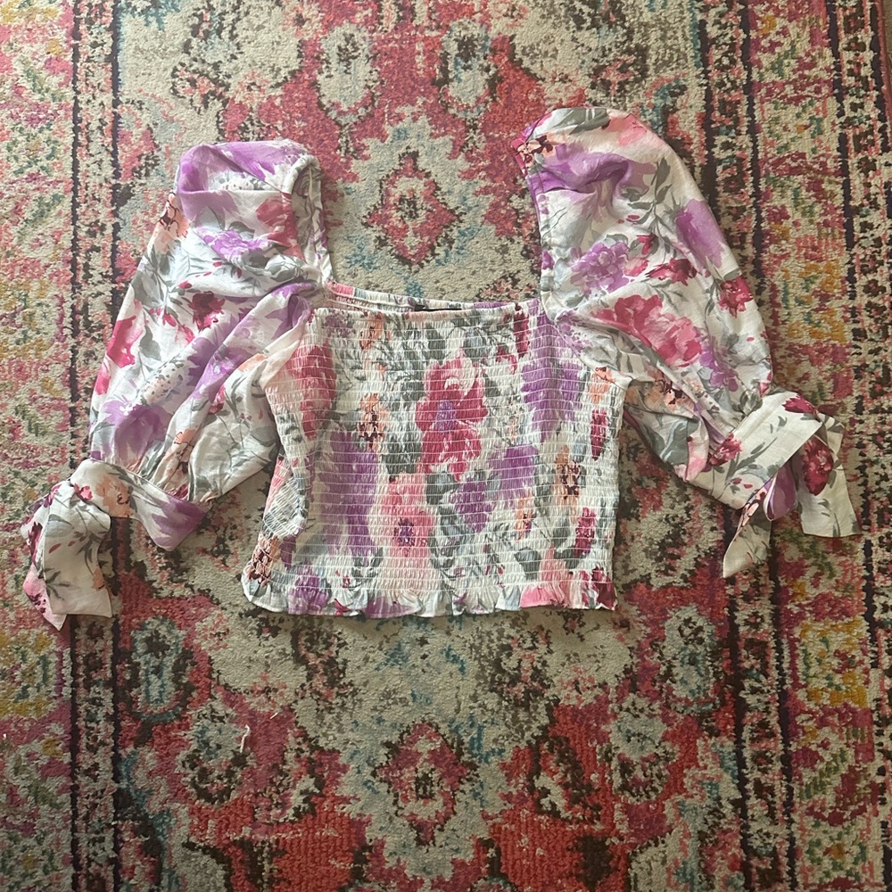 Floral crop top blouse